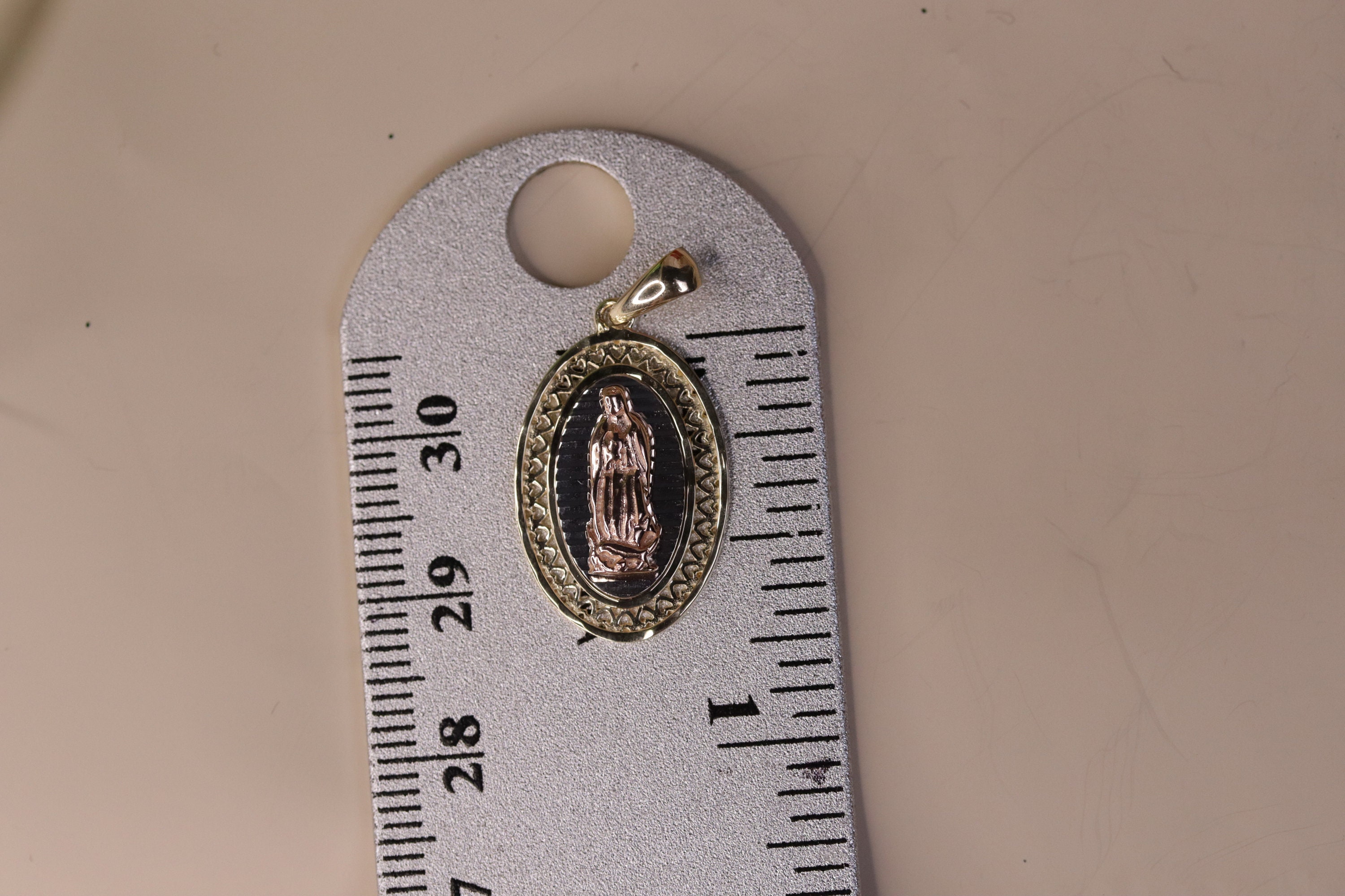 14k Yellow Gold Oval Shaped Virgin Mary Pendant - Etsy