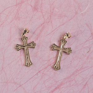 14k Gold Cross Pendant / Dainty Cross / Religious Pendants / Gold Jewelry / Gift for Women Men