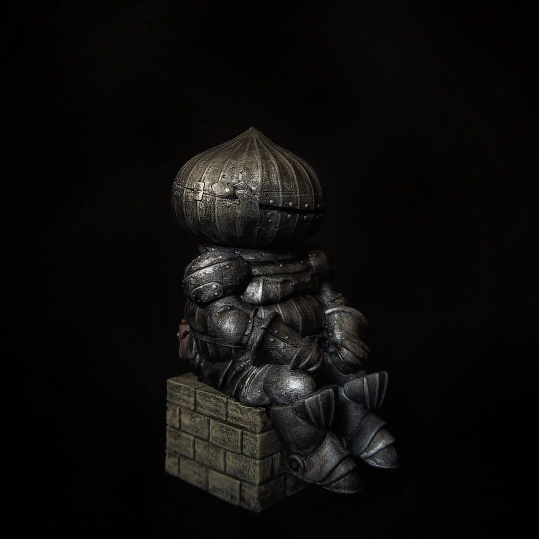 Onion Knight Siegmeyer of Catarina Figure Perfect for Dark Souls Fans