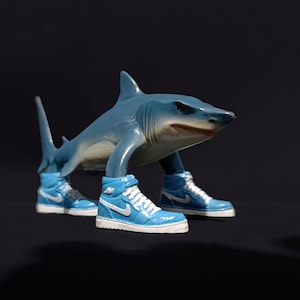 Tralalero Tralala Meme Figure – Hand-Painted Resin Shark in Nike Sneakers | Viral Brainrot Collectible