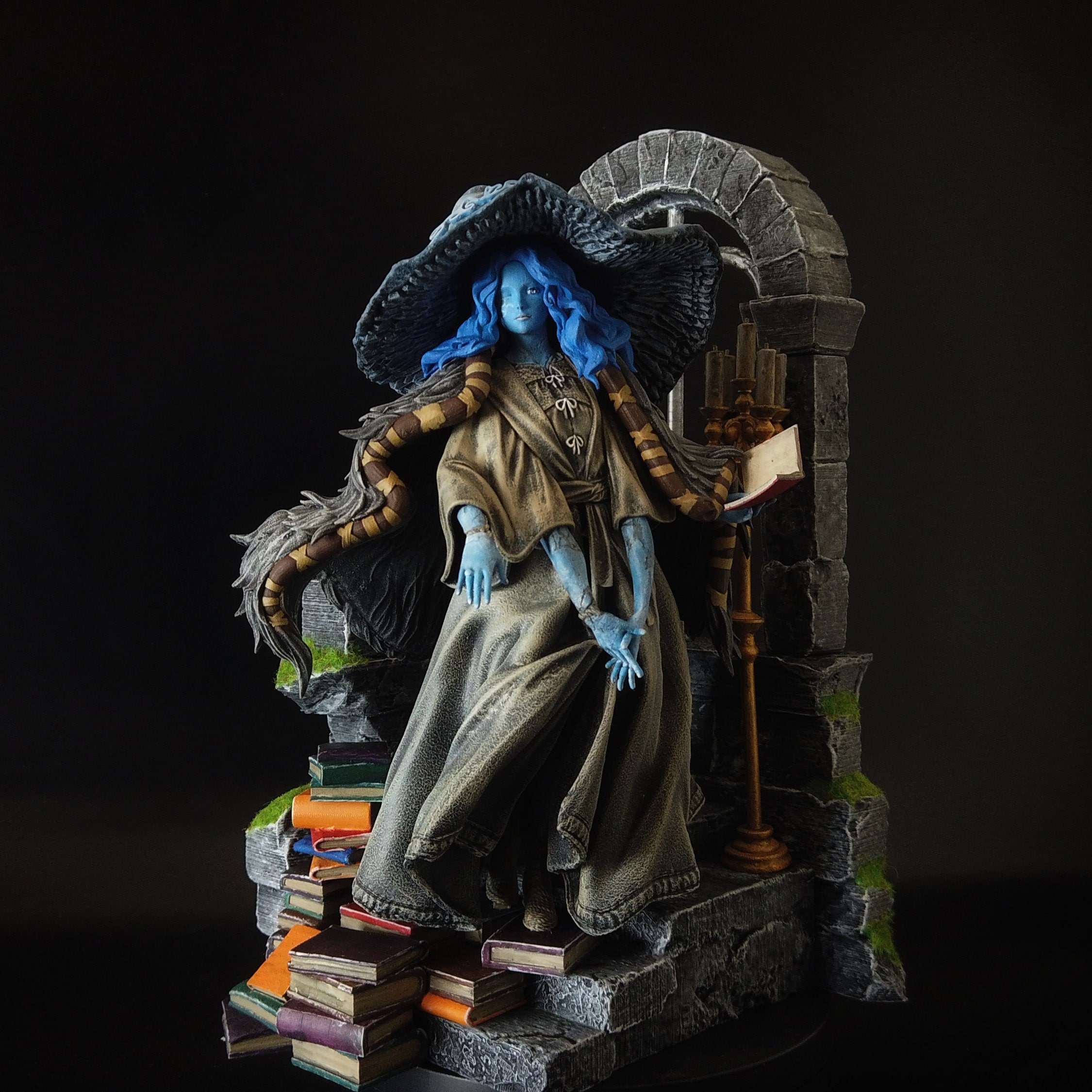  KRYPTTON Ranni Witch The Elden Ring Statue Resin The Witch  Figures with Detachable Hat Ornament Ranni Decoration Sculpture (Small) :  Home & Kitchen