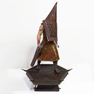 Pyramid Head - Inspired by Iconic Horror | Statue or Model Kit | Hand Painted or Unpainted | 12K SLA Print | Horror Game Collectible