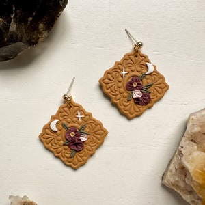 Boho Floral Clay Earrings, Trendy Polymer Clay Earrings, Boho Flower Statement Earrings, Witchy Floral Dangle Earrings, Floral Witch Jewelry
