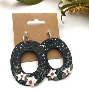 Floral Earrings, Boho Moon Earrings, Witchy Clay Earrings, Celestial Earrings, Celestial Jewelry, Gift for Her, Cute Black Earrings Handmade