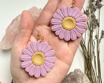 Daisy Flower Earrings, Flower Clay Earrings, Polymer Clay Boho Jewelry, Floral Earrings Clay, Nature Inspired Jewelry, Trendy Boho Earrings