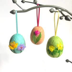 Easter egg, spring flower designs,needle felted, easter decoration, 5cm tall by 3cm diameter, price depends on number ordered