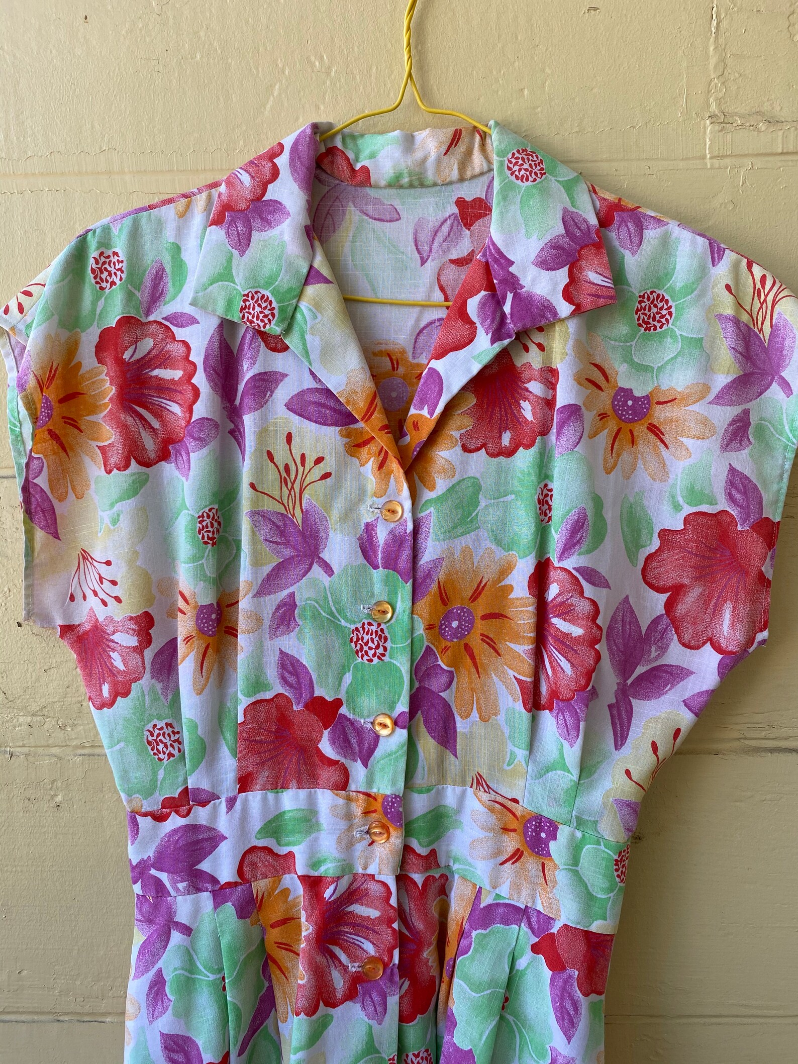 1970s Peach and Green Floral Button-up Dress - Etsy