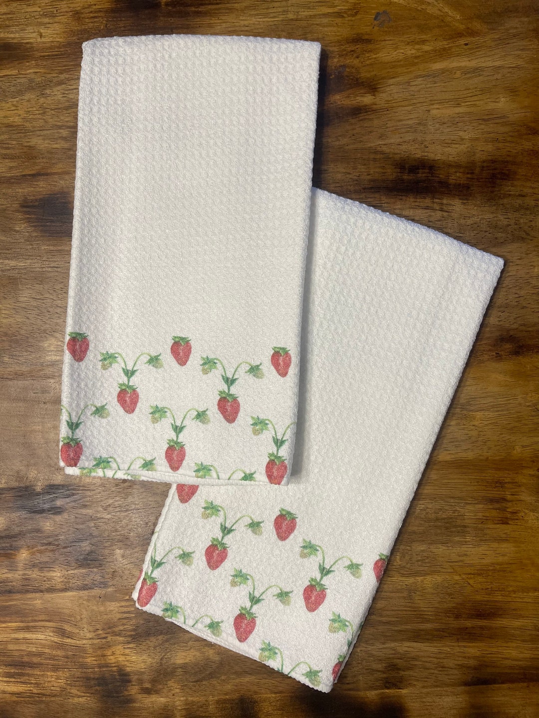 Vintage Strawberry Tea Towels Kitchen Towels Strawberrues Etsy
