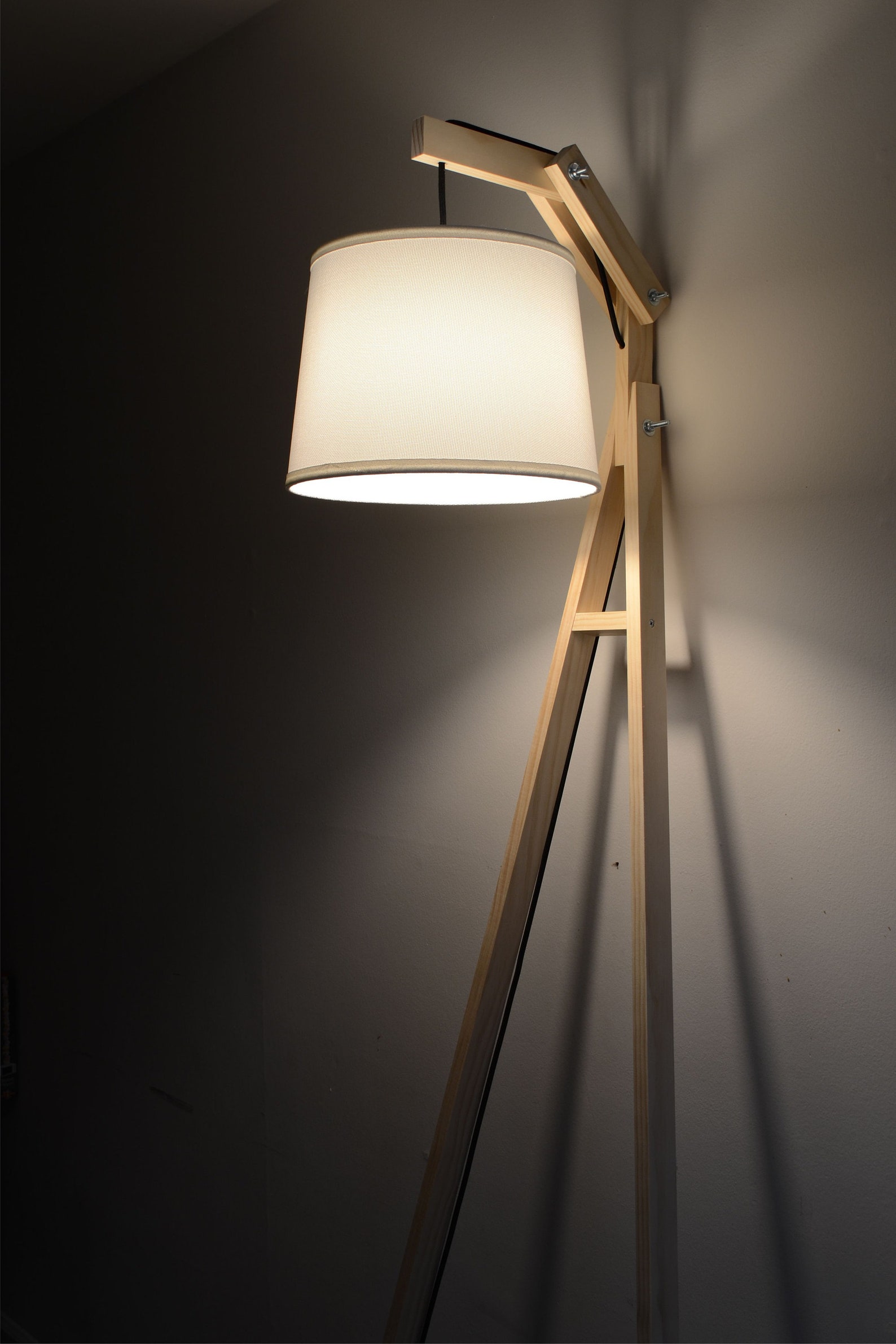 Rustic Wood Floor Lamp Farm House Lighting Industrial Etsy UK