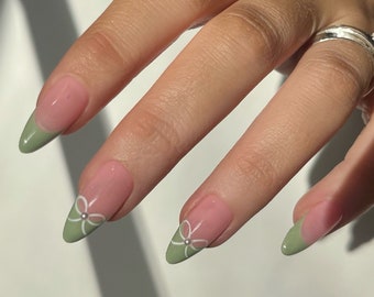 HELEN Press On Nails - Green French with Bows - set of 10 luxury made to order nails