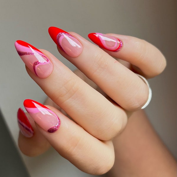 BETH Press On Nails - Red & Pink Swirls - ensemble de 10 ongles de luxe fabriqués sur commande