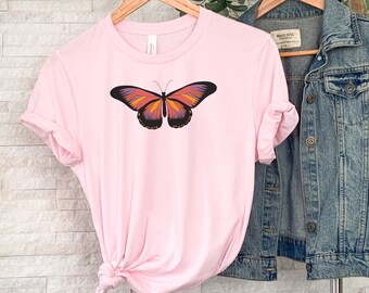 Butterfly Shirt, Butterfly Lover Shirt, Nature Tee, Yoga Top, Hiking Shirt, Butterfly Gift, Mama Shirt, Minimalist Shirt, Gardner T Shirt