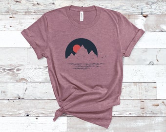 Camicia sunset mountain, camicia al tramonto, camicia naturale, camicia da campeggio, camicia da esterno, camicia da trekking, camicia Wanderlust, camicia amante della natura, hipster