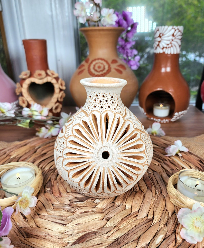 TalaveraArmestoUS Clay Vase - Thumbnail 2