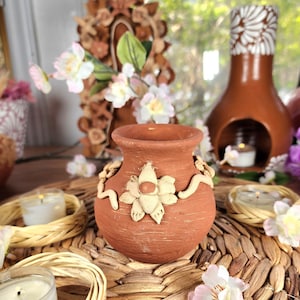 Rustic Hand sculpted vase clay decor Mexican flowers embroidery pottery carved Mexico Barro bordado handmade home gift jarrón florero México