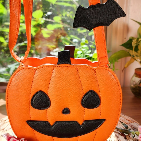 Vegan Leather Bag for Halloween pumpkin bag Crossbody Bag, Trick Or Treat Bag Gift for Halloween costume party Halloween bolsa de calabaza