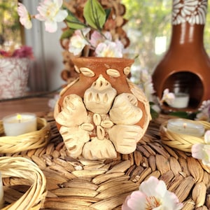Rustic Hand sculpted vase clay decor Mexican flowers embroidery pottery carved Mexico Barro bordado handmade home gift jarrón florero México