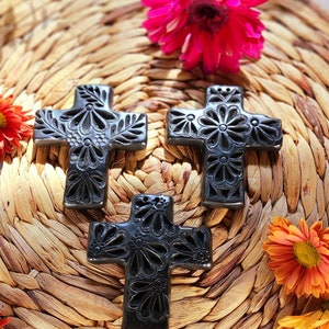 Handsculpted black 3 pack cross flowers 3.5in unique edition Mexican pottery carved Barro negro handmade home decor made in Mexico gift cruz