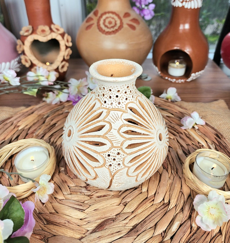 TalaveraArmestoUS Clay Vase - Thumbnail 3