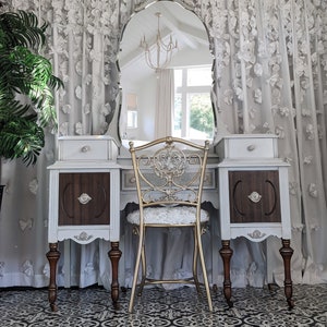 SOLD  Vintage, Vanity, Table with mirror / Dressing Table, Chair