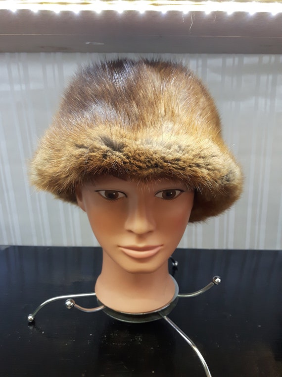 Vintage 1960's Brown Muskrat Fur Hat