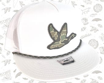 Marshland Duck Hunting Hat: White Rope Flat Bill Cap