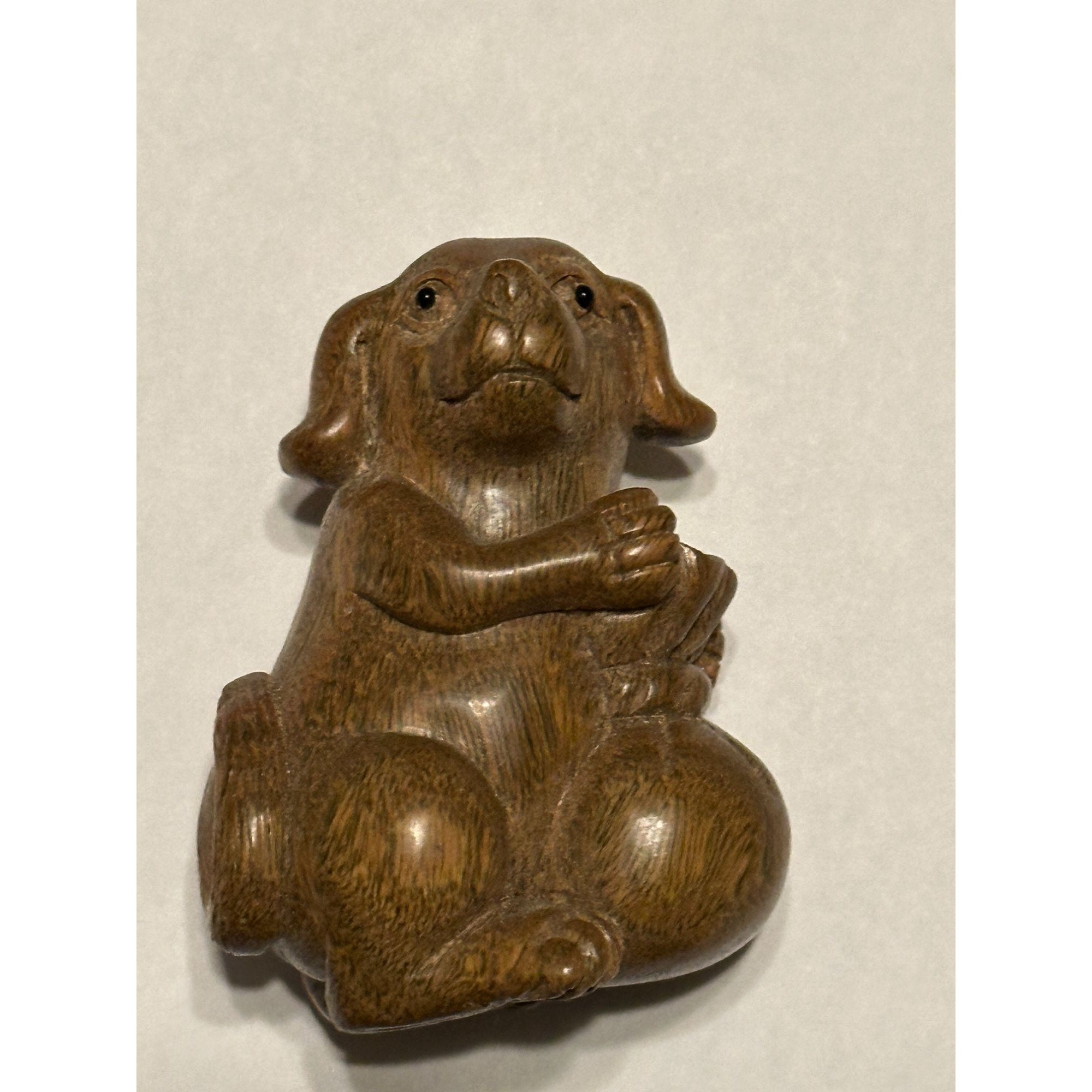 根付(netsuke) 犬の値付　友重作　木製　江戸時代 Dog Netsuke, Dachshund Figure, Japanese Netsuke, Hand Carved