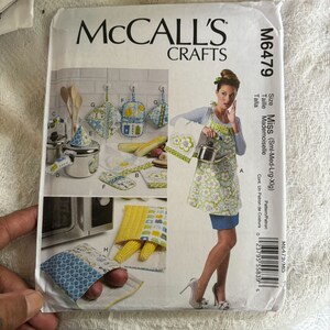 MCCALL'S CRAFTS M6479 Kök Mikrovågspåsar Grytlapp Handduksförkläde S-XL Oklippt