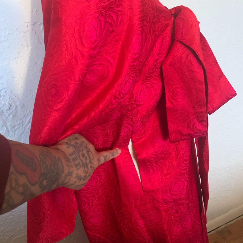 Women/'s KOREAN DURUMAGI COAT Red Silk Floral Brocade Roses