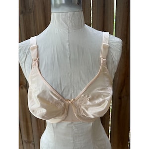 New With Tags Vintage Bali Flower Full Support Underwire Bra Light Beige 38C  