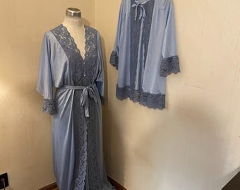 Vintage 70s HENSON KICKERNICK Gown Peignoir Bedjacket SET Dove Gray Nylon Lace M