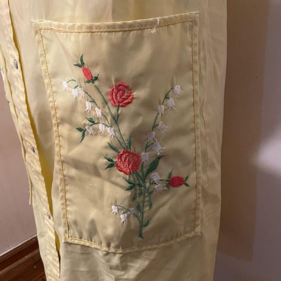 Vintage 60s EMBROIDERED POCKETS Housedress Snap F… - image 2