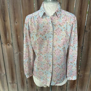 Vintage 70s JACK WINTER Pastel Floral Lightweight Polyester Knit BLOUSE 16 42&quot;