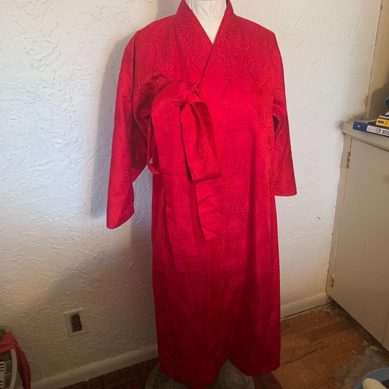 Women/'s KOREAN DURUMAGI COAT Red Silk Floral Brocade Roses