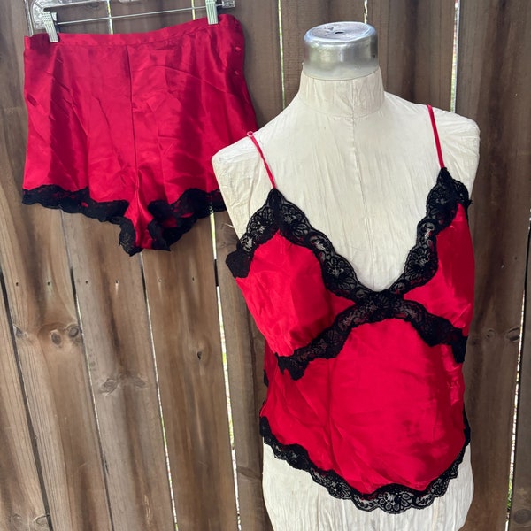 Vintage 80s CHANTEUSE Camisole Tap Pants LINGERIE SET Red Satin Black Lace L