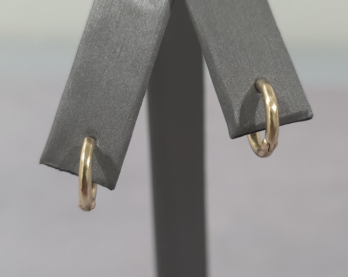 Huggie Earings 14k yellow gold leverback heavyweight Earings
