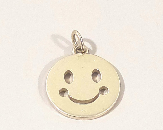 14k Yellow Gold Smiley Face Pendant Charm - 14mm free laser engraving included