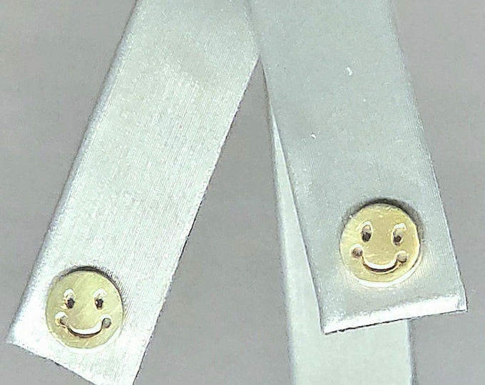 smilley face earrings 6mm screwback 14k yellow gold