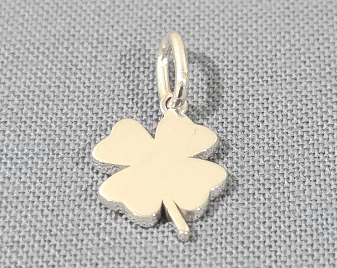 Lucky four leaf clover in 925 sterling silver  engravable charm perfect accessory in silver