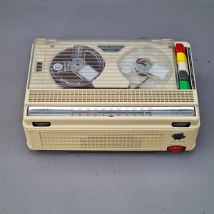 Grabadora de cinta de carrete a carrete Vintage Geloso G257 Dispositivo de audio italiano retro de 1961 Excelente estado imagen 1