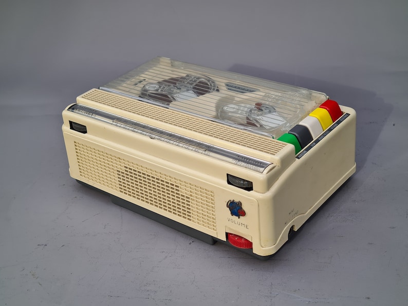 Grabadora de cinta de carrete a carrete Vintage Geloso G257 Dispositivo de audio italiano retro de 1961 Excelente estado imagen 4