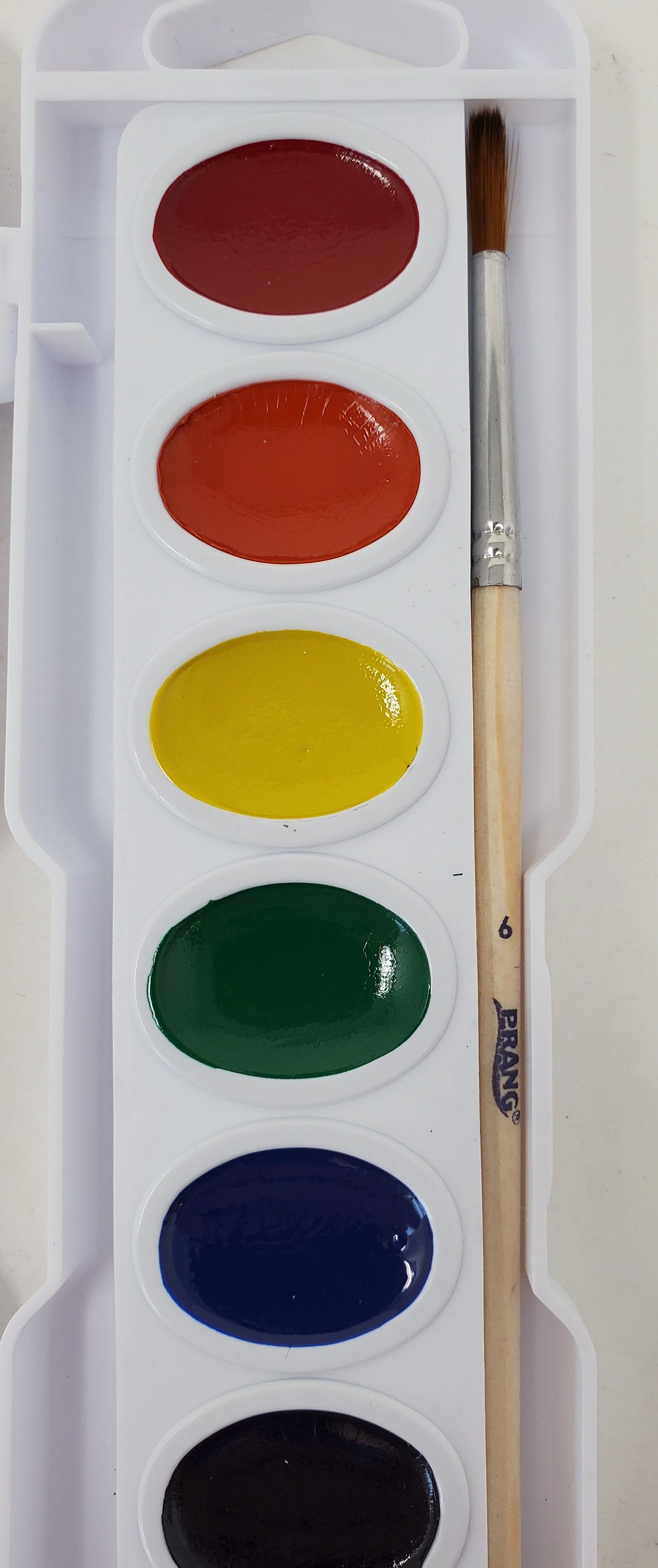Buy Prang Watercolor Set 8 Oval Pan Paint Set for Kids or Adults With 9  Brush and Palette Semi-moist Watercolors Wax Free Non-toxic Online in India  