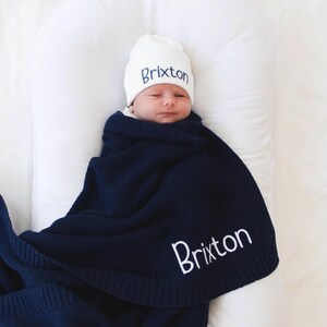 Embroidered Name Knit Blanket, Knitted Baby Name Blanket, Baby Name Blanket, Personalized Name, Name Blanket for Girl, Baby Girl Blanket