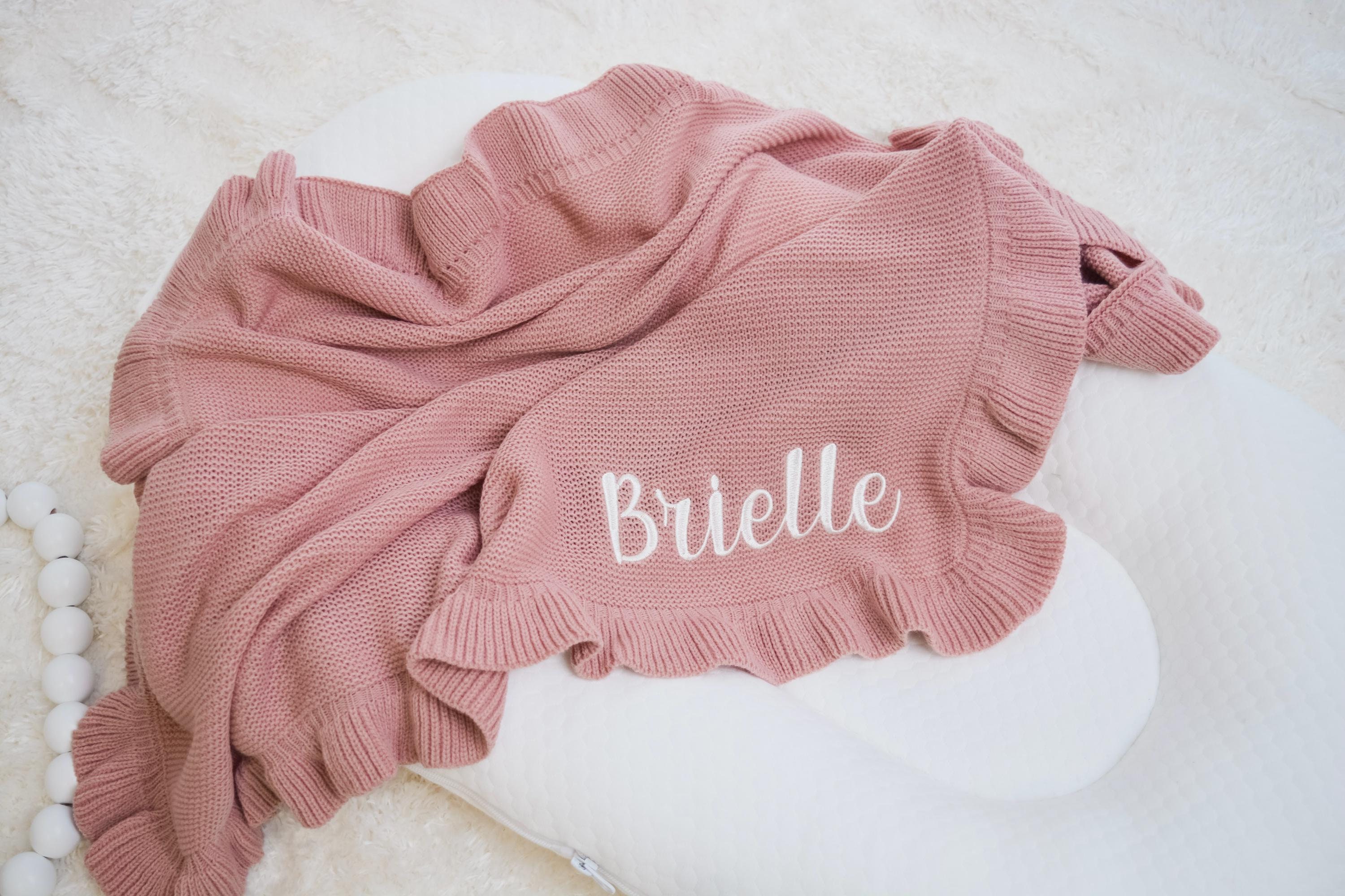 Ruffle Knit Baby Blanket, Baby gift, Baby swaddle Blanket personalized baby blanket, embroidered name, custom name baby blanket