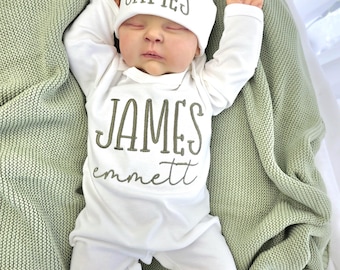Newborn Coming Home Outfit, Personalized Baby Outfit Gift, Baby Apparel, Embroidered Name Outfit, Personalized Baby Clothing, newborn gift.