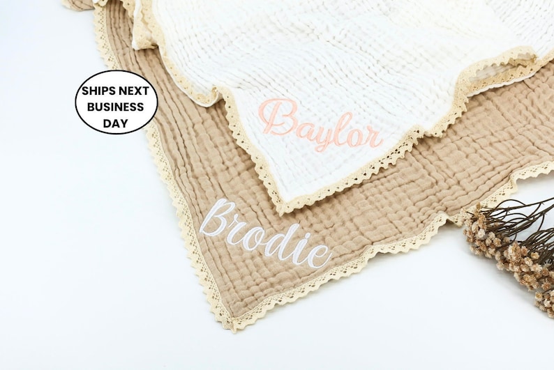 Baby Blanket, Organic Muslin blanket,Personalized baby blanket,Luxury Baby Swaddle Blanket, embroidered name baby blanket, baby shower gift. 画像 3