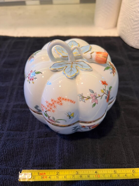 Vintage Aichi Seto Porcelain Covered Bowl, Gorgeous 1940's