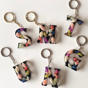 Llavero de resina personalizado, llavero de resina con flores secas reales, llavero epoxi personalizado, llavero personalizado, regalo de San Valentín