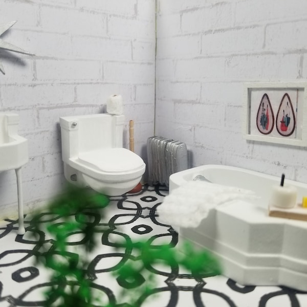 Miniature Bathroom Set (1:24 Scale)