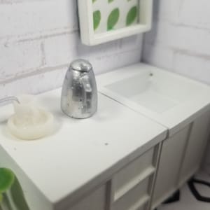 ミニチュア電気ケトル（1:24スケール）